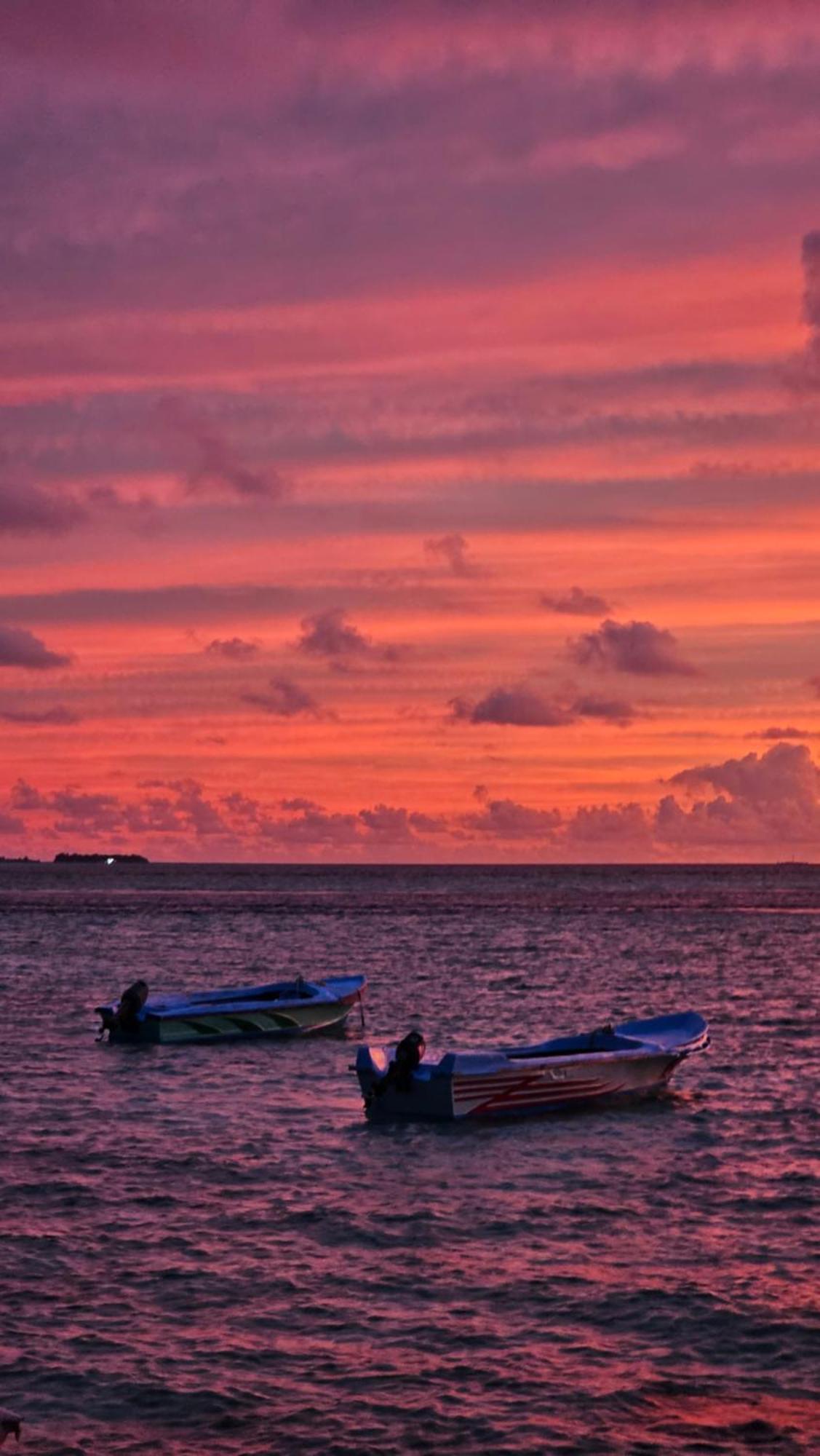 Aqua Sunset Hotel Gulhi Luaran gambar